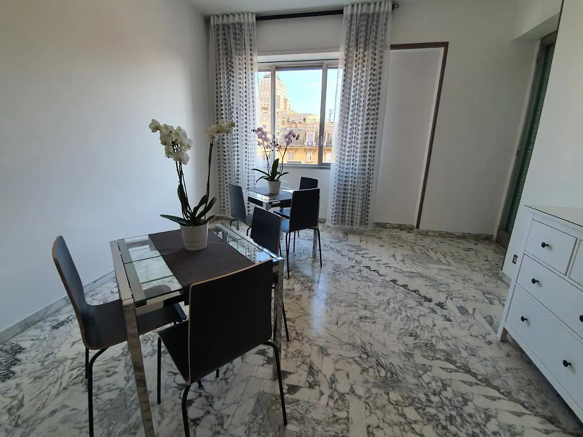 Bed & Breakfast Theatrum Genova